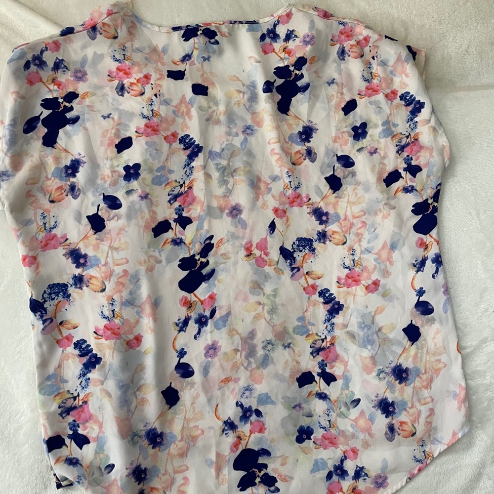 Blouse - Picture 3 of 3